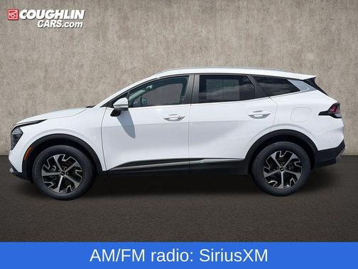 Glacial White Pearl 2024 Kia Sportage EX