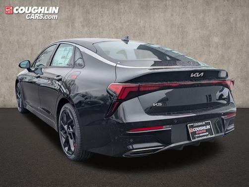 Aurora Black Pearl 2026 Kia K5 GT-Line