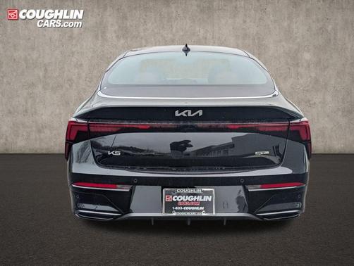 Aurora Black Pearl 2026 Kia K5 GT-Line