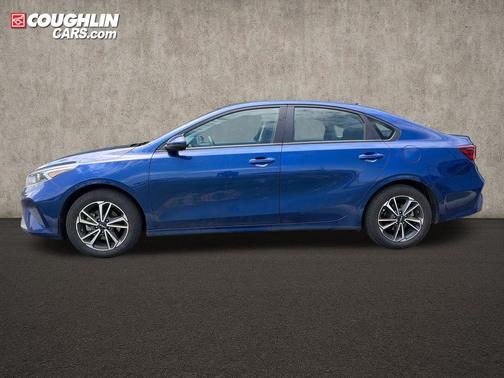 Deep Sea Blue 2024 Kia Forte LXS