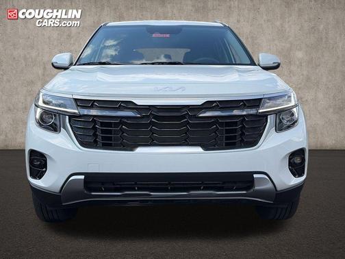 Snow White Pearl 2026 Kia Seltos S