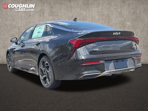 Aurora Black Pearl 2026 Kia K5 GT-Line