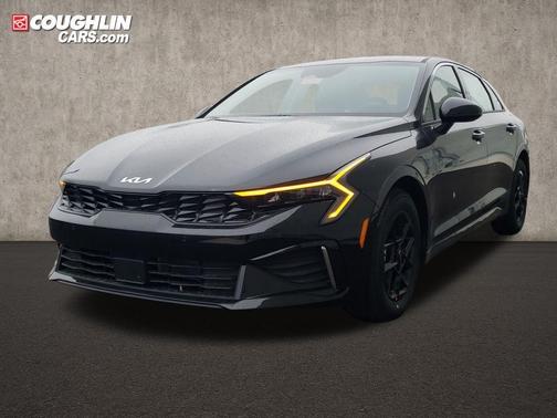 Aurora Black Pearl 2026 Kia K5 LXS