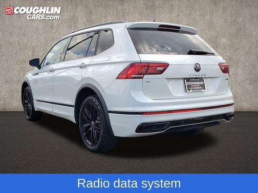 2022 Volkswagen Tiguan 2.0T SE R-Line Black