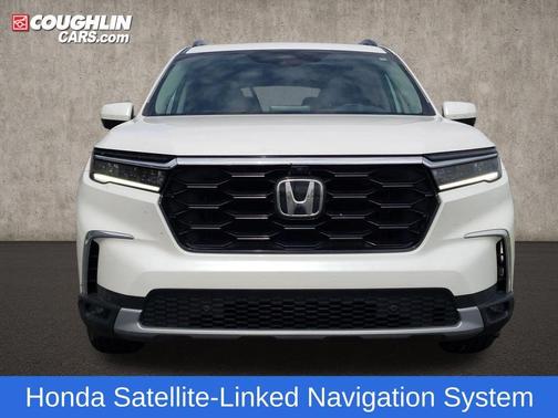 Platinum White Pearl 2025 Honda Pilot Elite