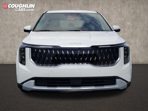 Snow White Pearl 2026 Kia Carnival LXS