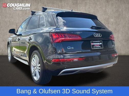 Mythos Black Metallic 2018 Audi Q5 2.0T Prestige