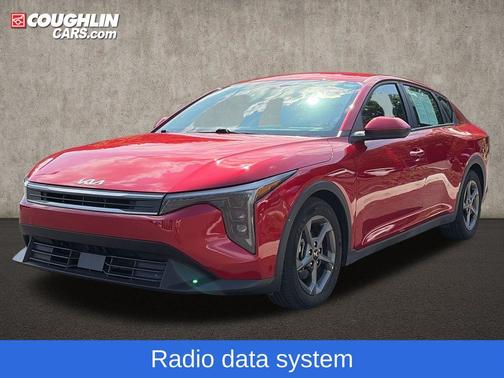 Currant Red 2025 Kia K4