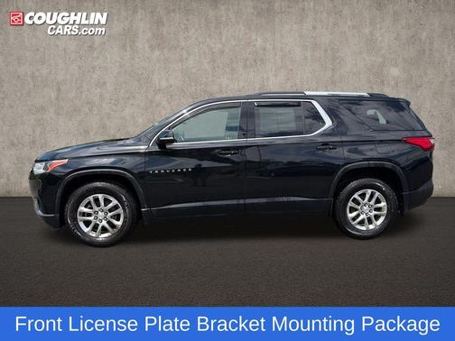 Mosaic Black Metallic 2018 Chevrolet Traverse LT Cloth