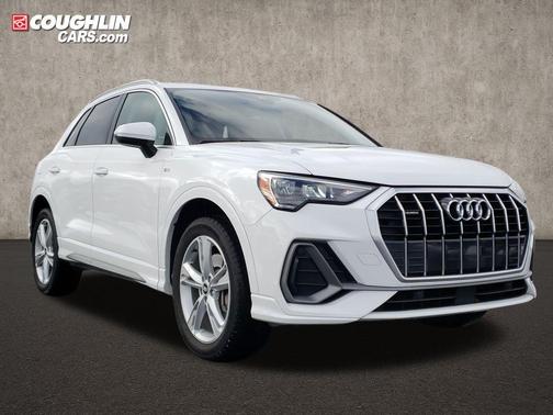 2021 Audi Q3 45 S line Premium