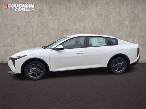 Snow White Pearl 2026 Kia K4 LXS
