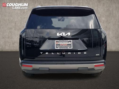 Ebony Black 2027 Kia Telluride S