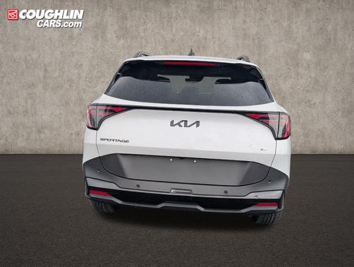 Glacial White Pearl 2026 Kia Sportage X-Line