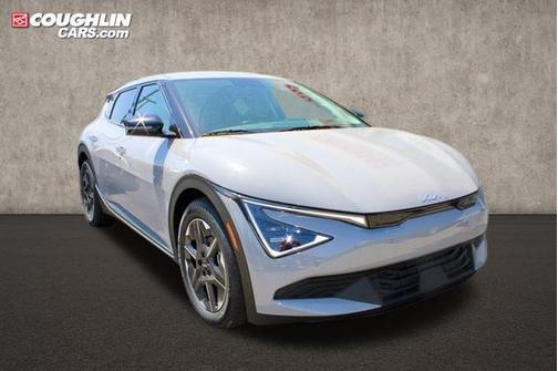 2025 Kia EV6 Light