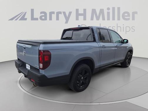 Sonic Gray Pearl 2023 Honda Ridgeline Black Edition