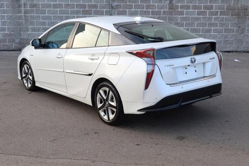 2016 Toyota Prius Four