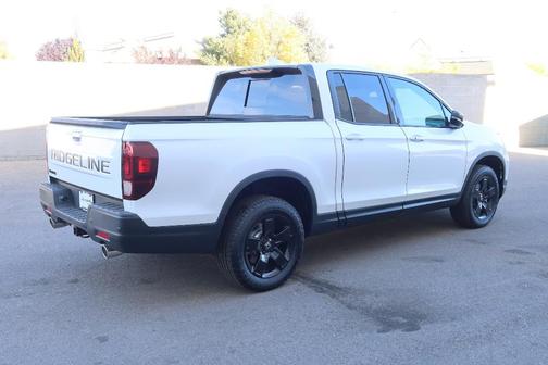 2025 Honda Ridgeline Black Edition