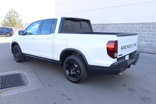 2025 Honda Ridgeline Black Edition