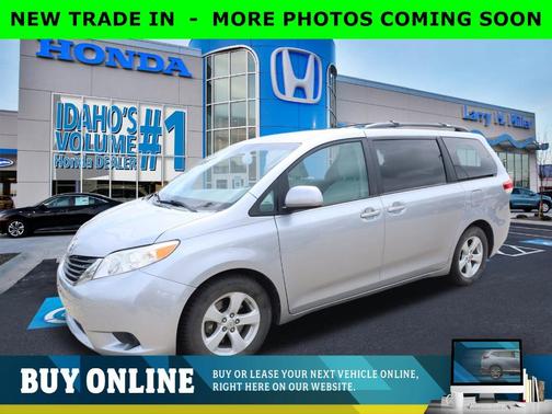 2012 Toyota Sienna LE