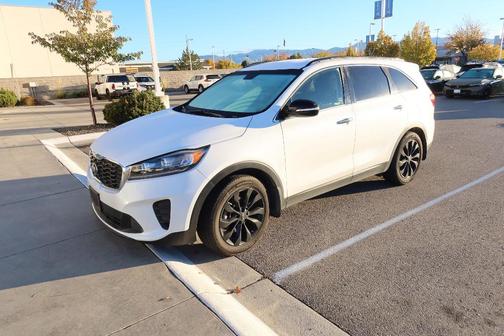 2019 Kia Sorento S