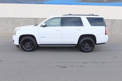 Summit White 2018 GMC Yukon SLT