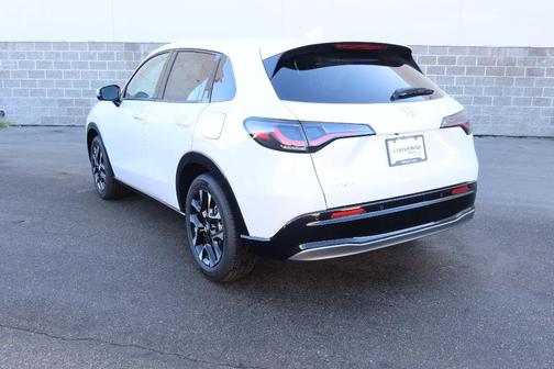 Platinum White Pearl 2026 Honda HR-V EX-L