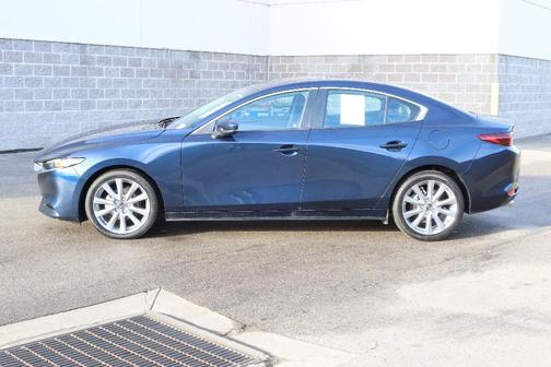 2023 Mazda Mazda3 FWD w/Preferred Package