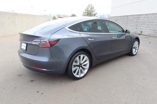 2019 Tesla Model 3 Standard Range Plus