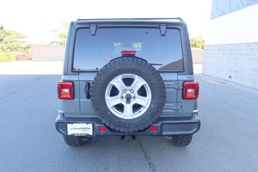 Sting Gray Clearcoat 2022 Jeep Wrangler Unlimited Sport