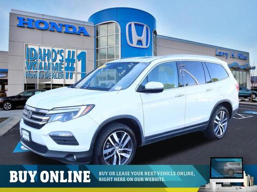 White Diamond Pearl 2017 Honda Pilot Touring