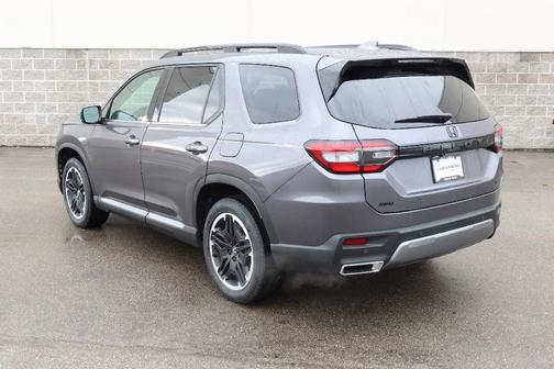 Modern Steel Metallic 2026 Honda Pilot Touring S