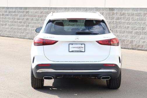 2022 Mercedes-Benz GLA 250 Base 4MATIC
