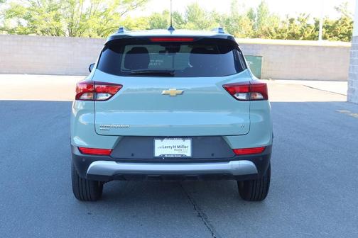 Green 2025 Chevrolet Trailblazer LT