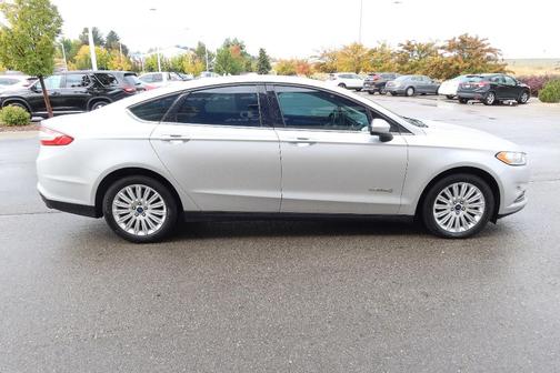 2014 Ford Fusion Hybrid S