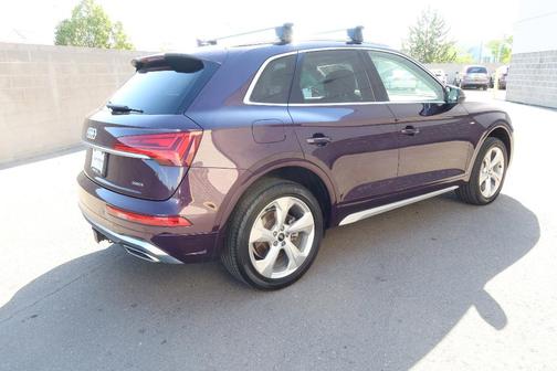 2022 Audi Q5 45 S line Premium Plus