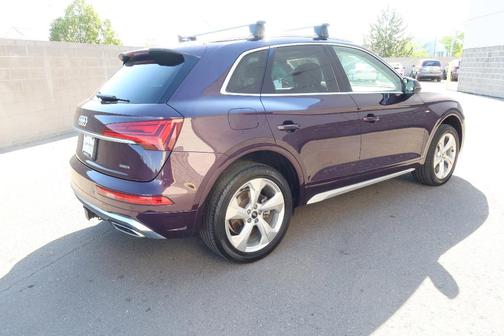 2022 Audi Q5 45 S line Premium Plus