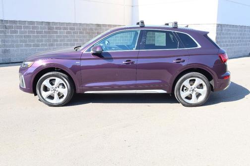 2022 Audi Q5 45 S line Premium Plus