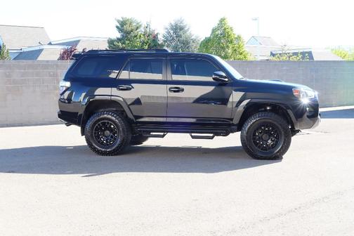 2022 Toyota 4Runner TRD Off Road Premium