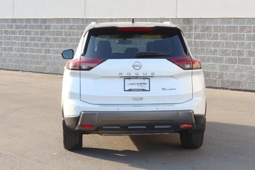 2024 Nissan Rogue SL