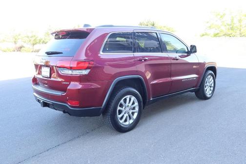Velvet Red Pearlcoat 2021 Jeep Grand Cherokee Laredo E