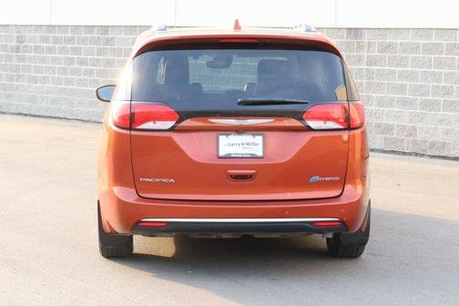 2018 Chrysler Pacifica Hybrid Limited