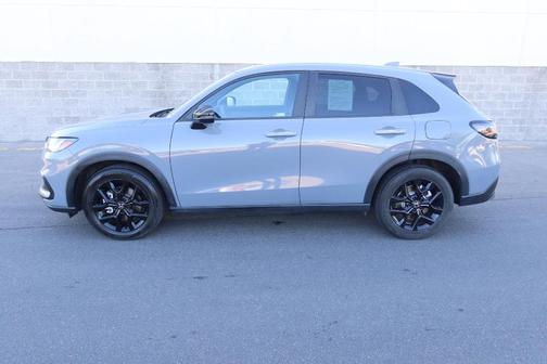 Urban Gray Pearl 2024 Honda HR-V Sport