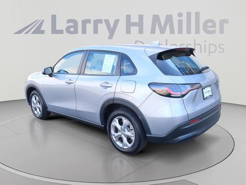 Lunar Silver Metallic 2024 Honda HR-V LX