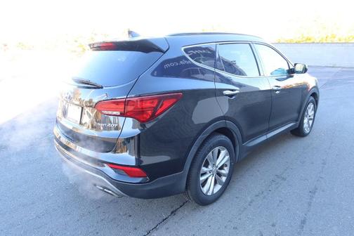 2017 Hyundai Santa Fe Sport 2.0L Turbo