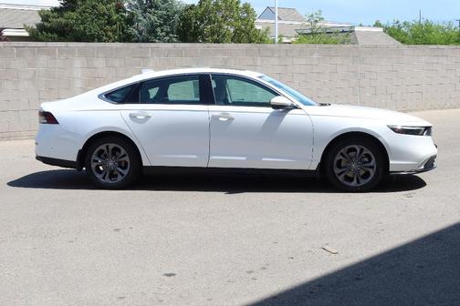 Platinum White Pearl 2023 Honda Accord EX