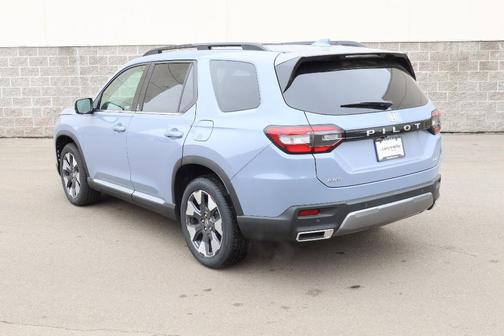 Sonic Gray Pearl 2026 Honda Pilot Elite