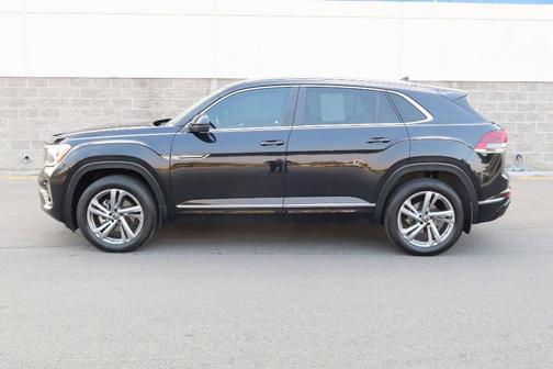 2024 Volkswagen Atlas Cross Sport 2.0T SEL R-Line