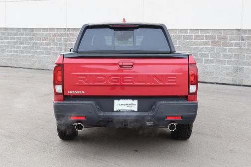 2025 Honda Ridgeline Black Edition