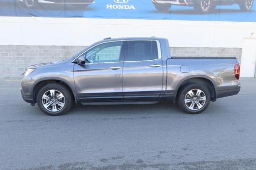 Modern Steel Metallic 2018 Honda Ridgeline RTL-E