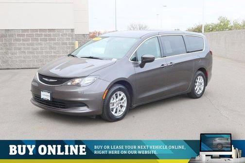 2020 Chrysler Voyager LX
